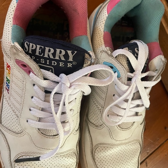 Sperry Sb19 Pride Sneaker White Leather Sneakers Men’s 8 Women’s 10 - Picture 4 of 9